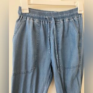 Loose fit jeans